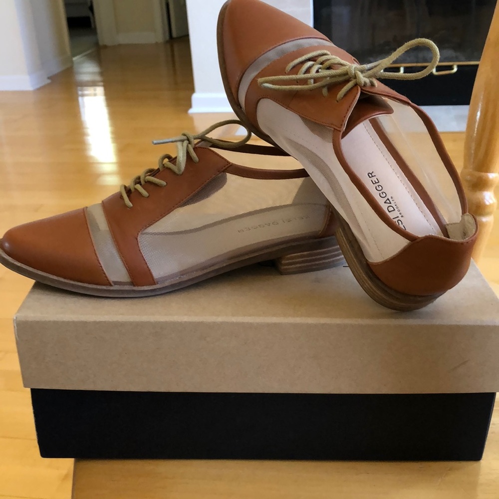 KELSI DAGGER ASTORIA OXFORDS
